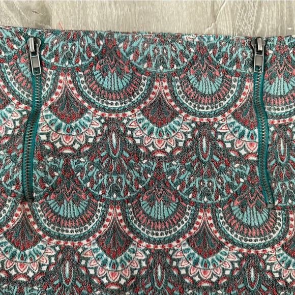 Zara Trafaluc Mini Skirt, Sz 5 - Picture 3 of 7